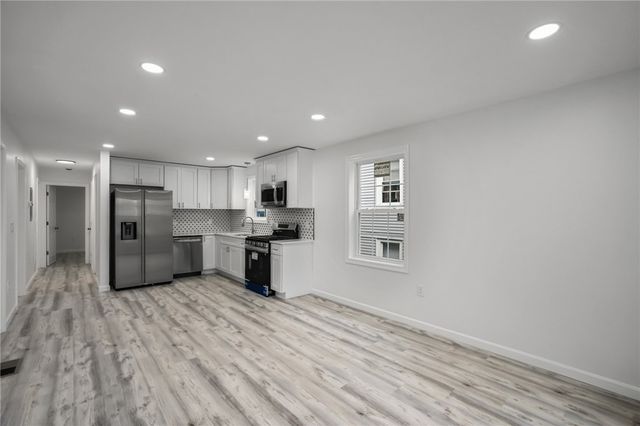 000 Camden Avenue, Providence, RI 02908