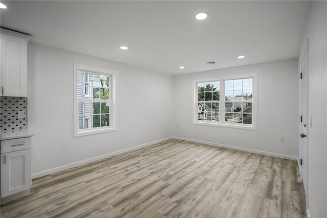000 Camden Avenue, Providence, RI 02908