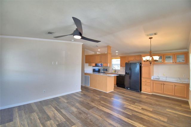 251 PATTERSON ROAD i46, Haines City, FL 33844