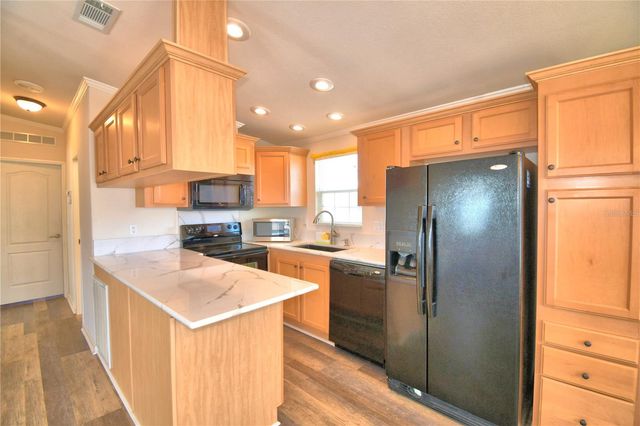 251 PATTERSON ROAD i46, Haines City, FL 33844
