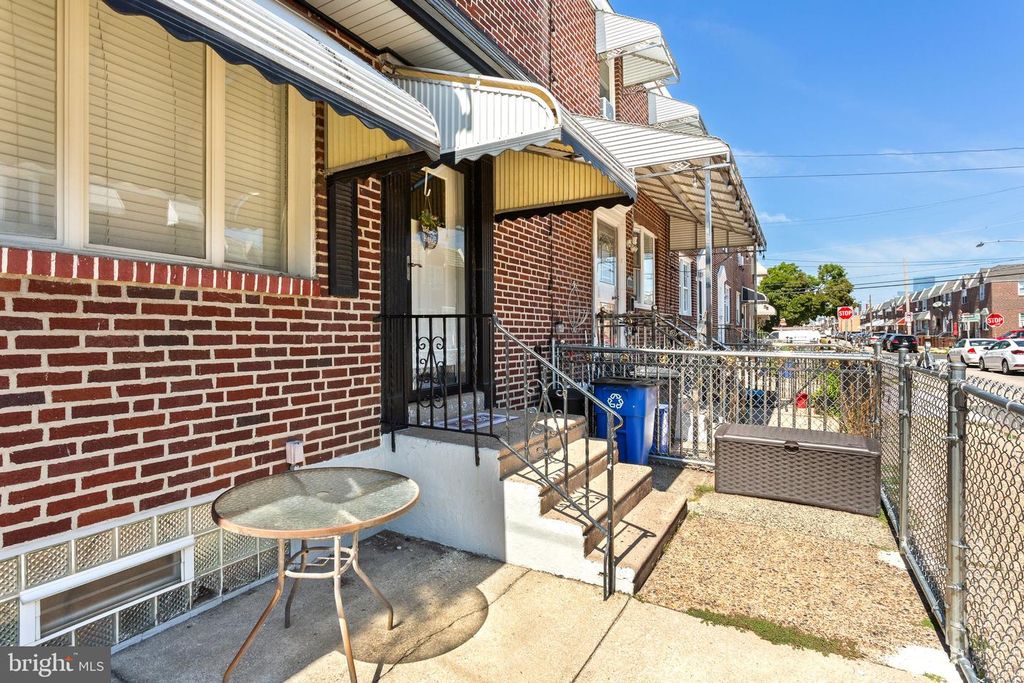 1810 S DOVER ST, PHILADELPHIA, PA 19145 — photo 3