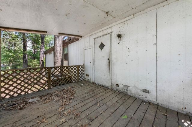 152 Lions Circle, Onalaska, TX 77360