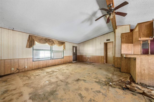 152 Lions Circle, Onalaska, TX 77360