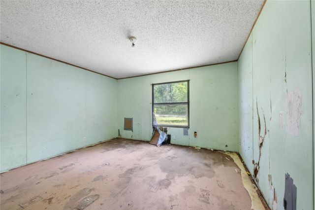 152 Lions Circle, Onalaska, TX 77360