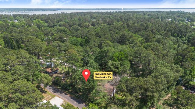 152 Lions Circle, Onalaska, TX 77360
