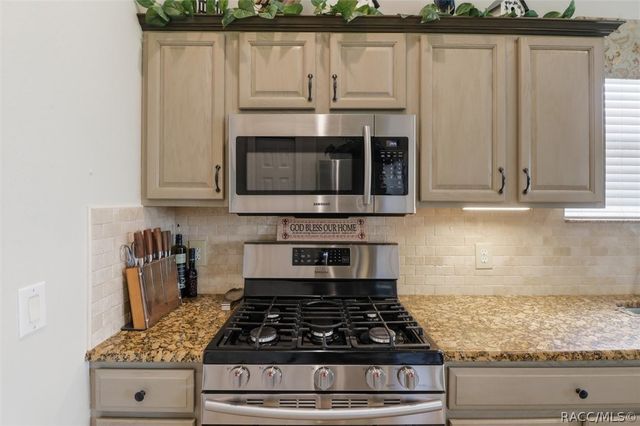 1096 W Diamond Shore Loop, Hernando, FL 34442