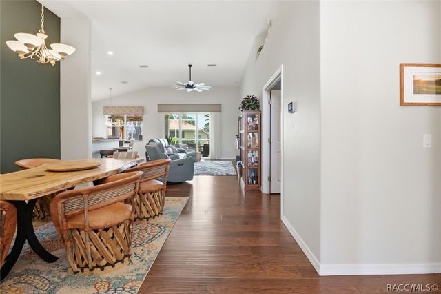 1096 W Diamond Shore Loop, Hernando, FL 34442