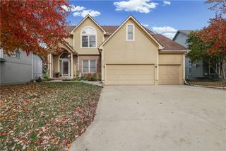 25608 E 31st Terrace S, Blue Springs, MO 64015