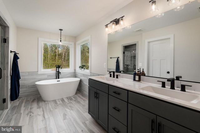 579 FAIRVIEW DR, Mineral, VA 23117