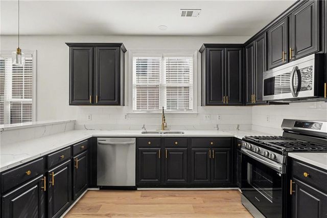 340 Rabbits Run, Fayetteville, GA 30214