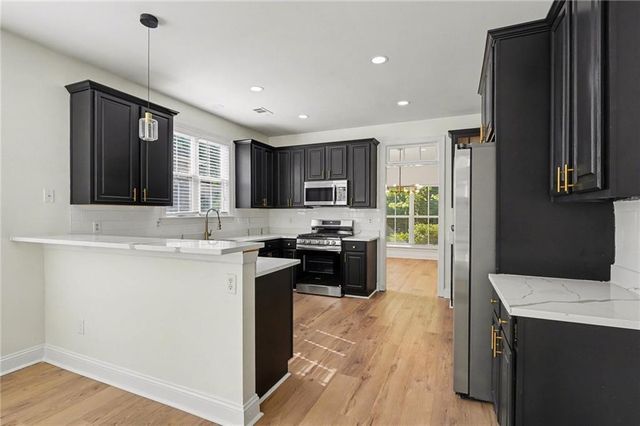 340 Rabbits Run, Fayetteville, GA 30214