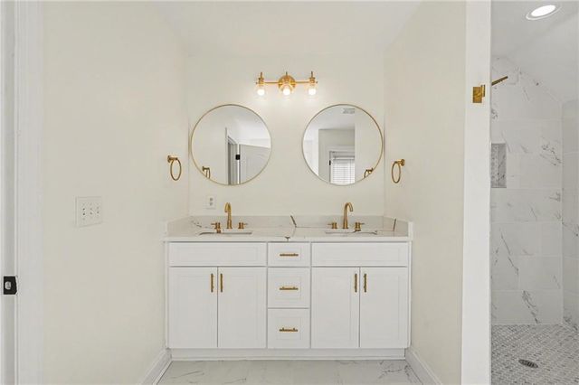 340 Rabbits Run, Fayetteville, GA 30214