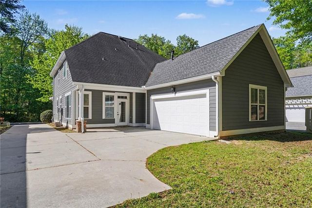 340 Rabbits Run, Fayetteville, GA 30214