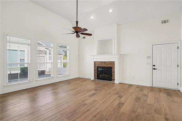 340 Rabbits Run, Fayetteville, GA 30214