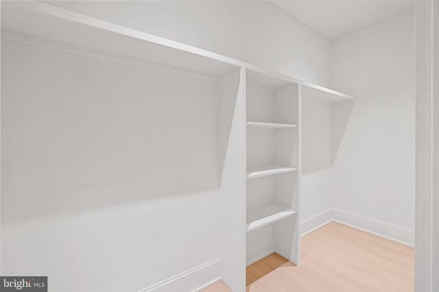 7421 MAGARITY RD, Falls Church, VA 22043