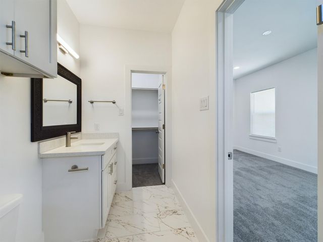 5206 Gold Street A, Houston, TX 77026