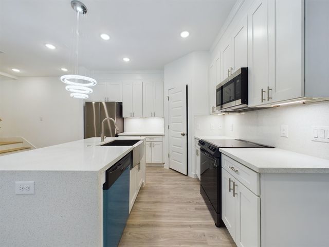 5206 Gold Street A, Houston, TX 77026