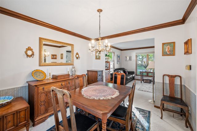 227 S Hickory Boulevard, Pleasant Hill, IA 50327