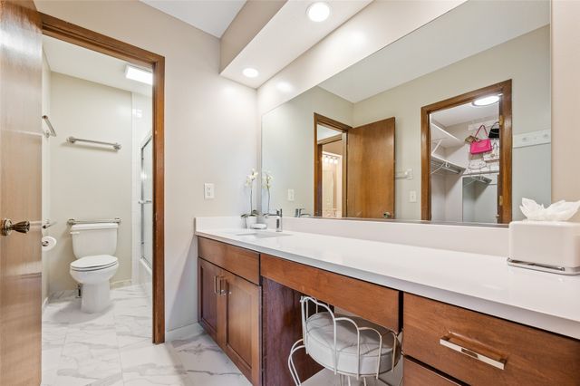 227 S Hickory Boulevard, Pleasant Hill, IA 50327