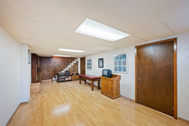 227 S Hickory Boulevard, Pleasant Hill, IA 50327