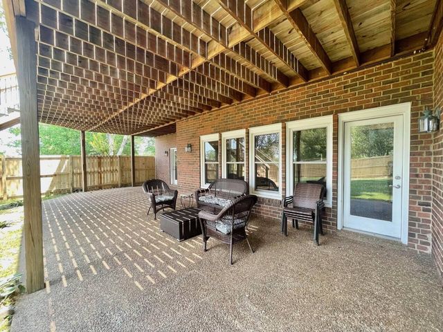 467 Jones Ln, Hendersonville, TN 37075