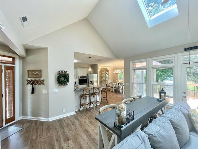 467 Jones Ln, Hendersonville, TN 37075