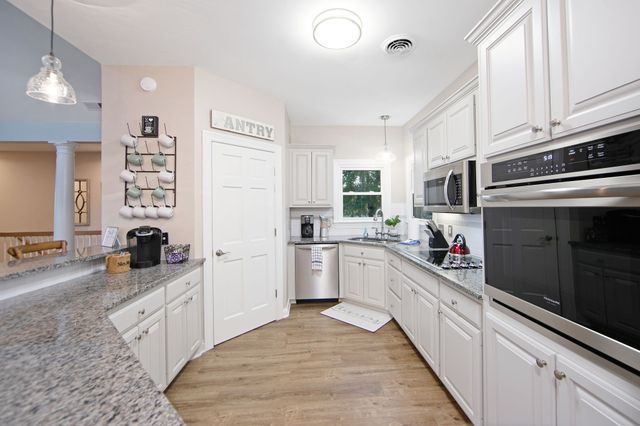 467 Jones Ln, Hendersonville, TN 37075