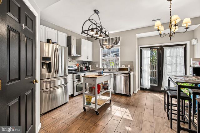 12415 SELKIRK CIR, Bristow, VA 20136