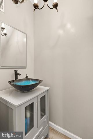 12415 SELKIRK CIR, Bristow, VA 20136