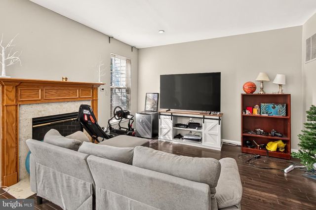 12415 SELKIRK CIR, Bristow, VA 20136