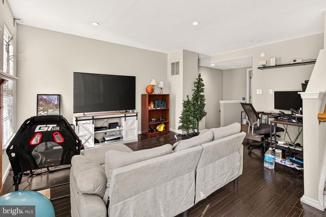 12415 SELKIRK CIR, Bristow, VA 20136