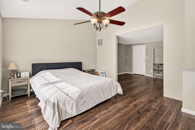 12415 SELKIRK CIR, Bristow, VA 20136