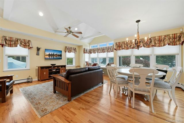 980 The Greenway, East Marion, NY 11939