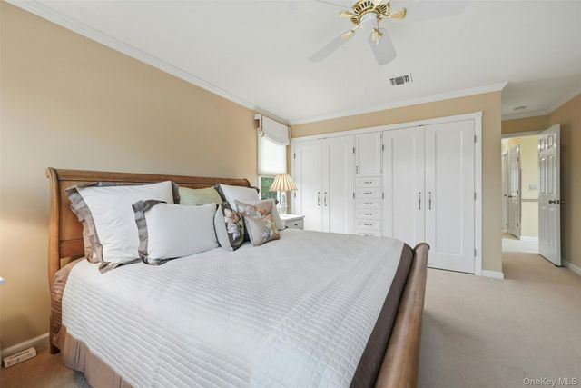 980 The Greenway, East Marion, NY 11939