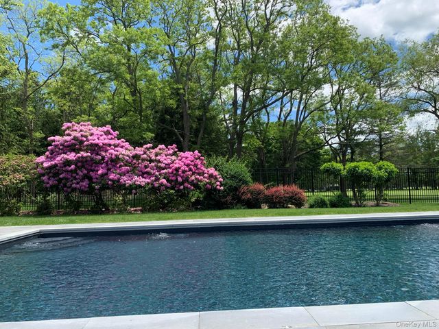 980 The Greenway, East Marion, NY 11939