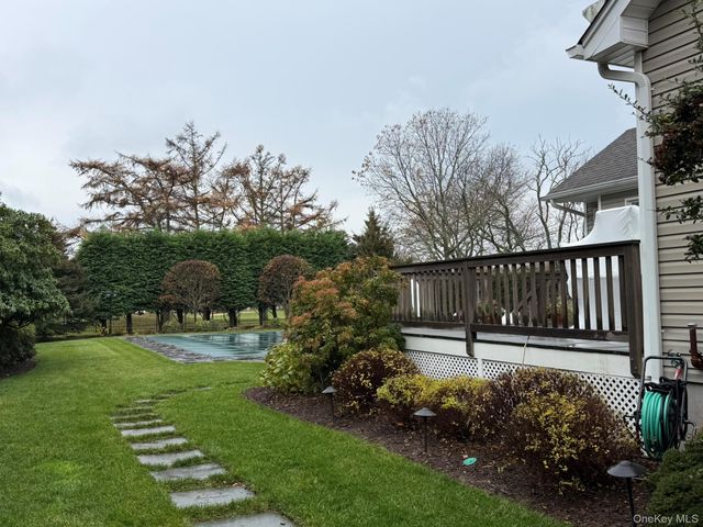 980 The Greenway, East Marion, NY 11939