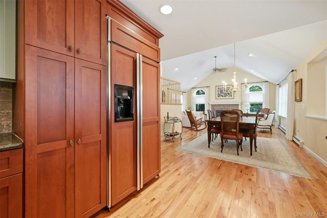 980 The Greenway, East Marion, NY 11939