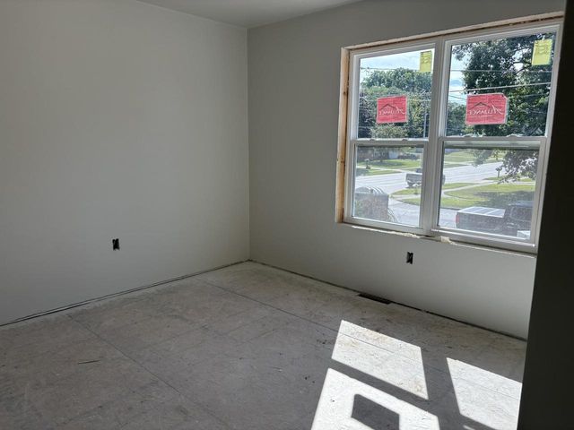 1437 BAUMGART ROAD, Green Bay, WI 54304