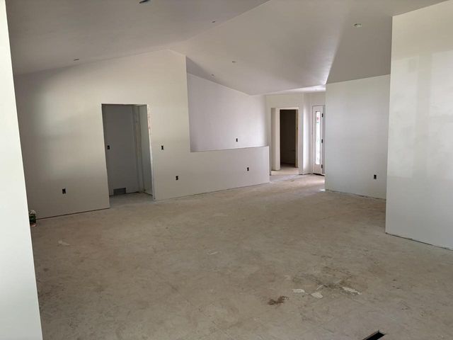 1437 BAUMGART ROAD, Green Bay, WI 54304