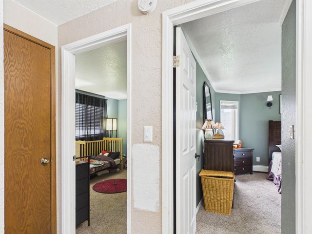 433 KIT BOULEVARD, North Pole, AK 99705