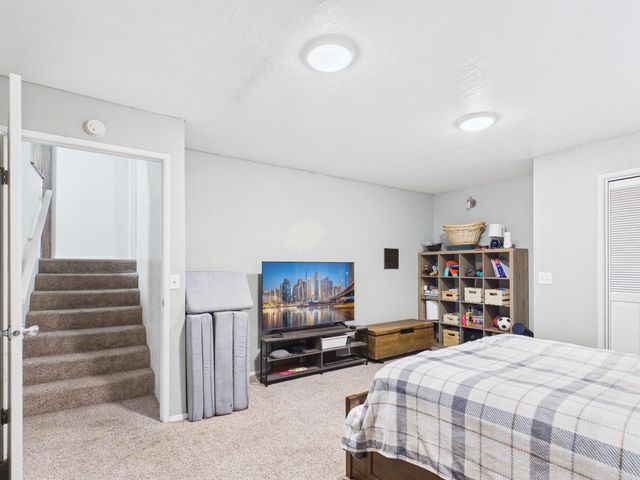 433 KIT BOULEVARD, North Pole, AK 99705