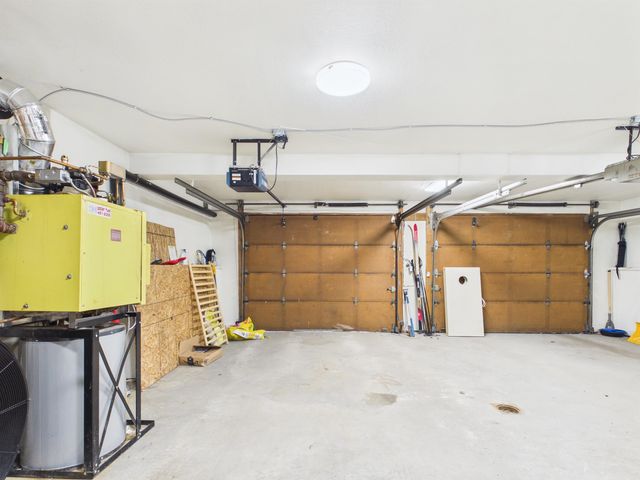 433 KIT BOULEVARD, North Pole, AK 99705