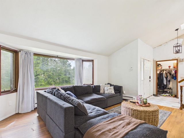 433 KIT BOULEVARD, North Pole, AK 99705