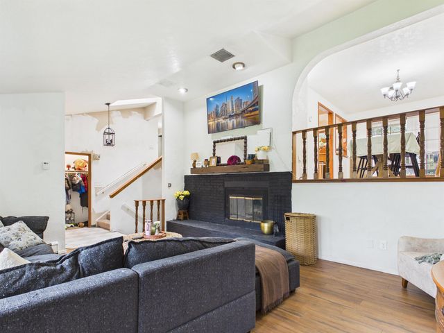 433 KIT BOULEVARD, North Pole, AK 99705