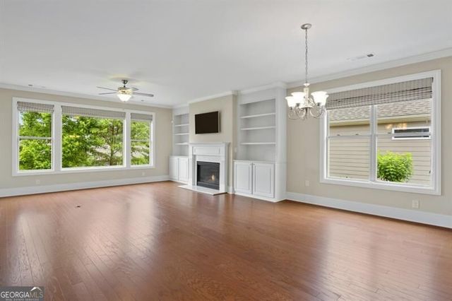 117 Heron Crossing, Woodstock, GA 30188