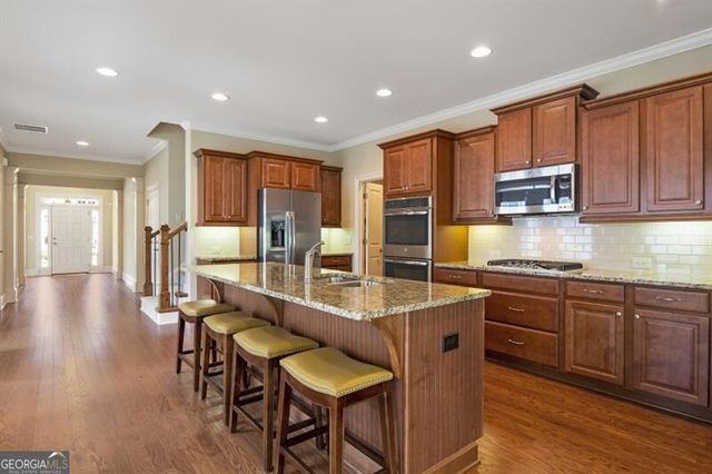 117 Heron Crossing, Woodstock, GA 30188