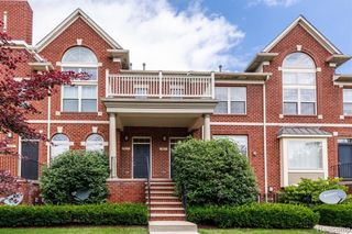 3027 Camden Drive, Troy, MI 48084