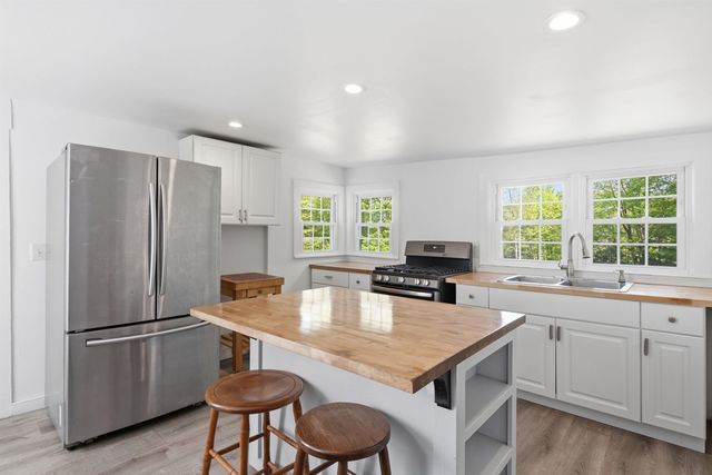 55 Bible Hill Road, Warner, NH 03278