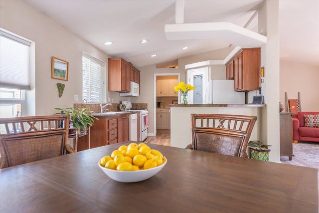 10100 Pioneer Trl Unit 101, Truckee, CA 96161