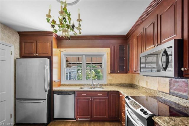 902 Sedgewick Lane, High Point, NC 27262